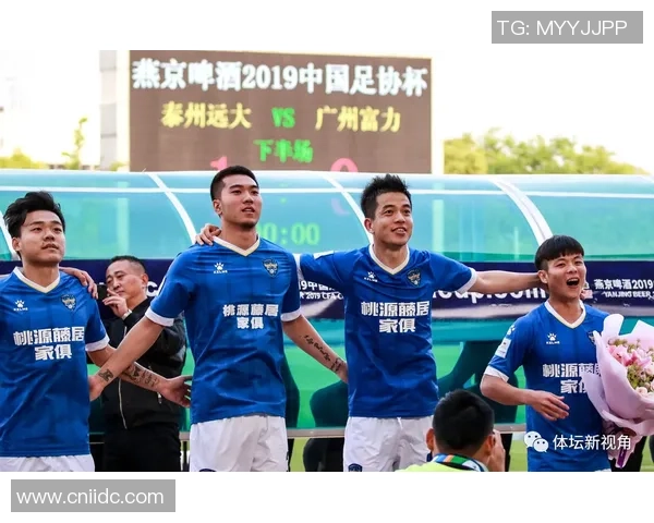 广州极限运动队在世界滑板锦标赛中的团队协作表现分析与点评